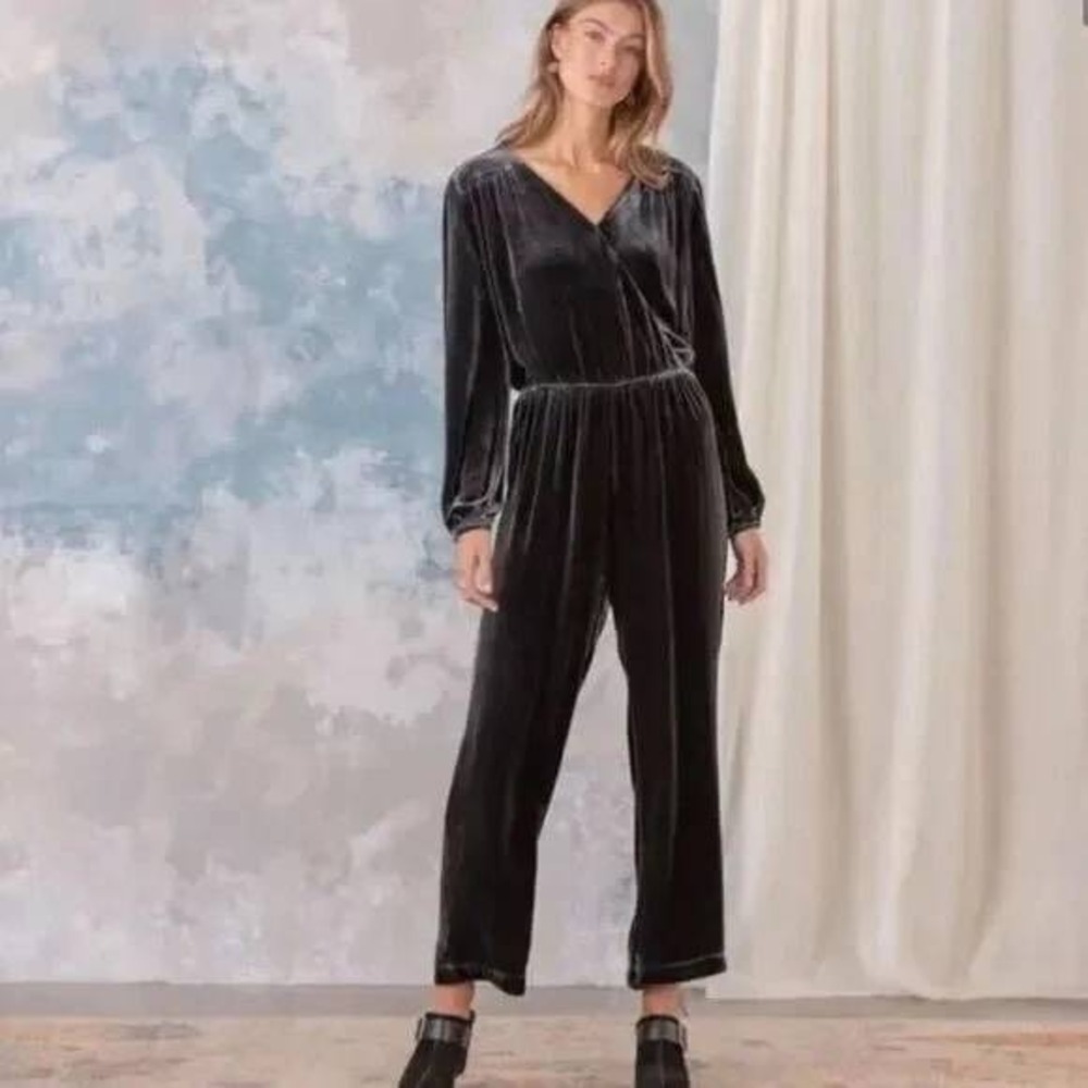 SUNDANCE Aviana Silk Blend Velvet Jumpsuit XL Smoke Gray Crop Holiday Party